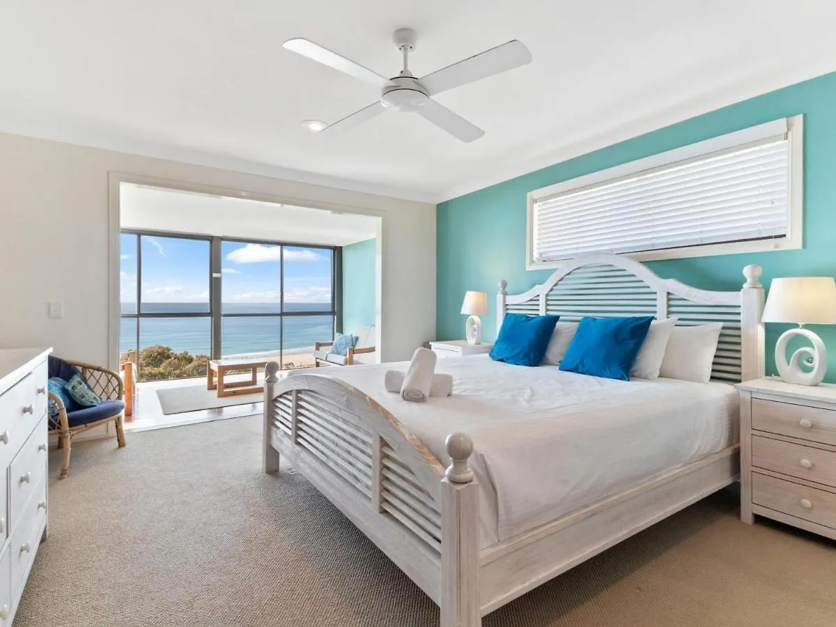 Holiday home Belle Vue Beach House By Discover Stradbroke Point Lookout Australia
